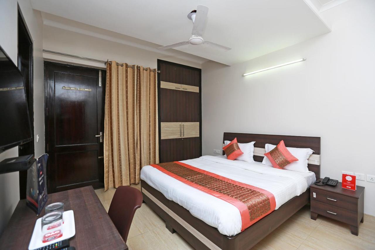 Oyo 11911 Go Rooms Gurgaon Exterior photo