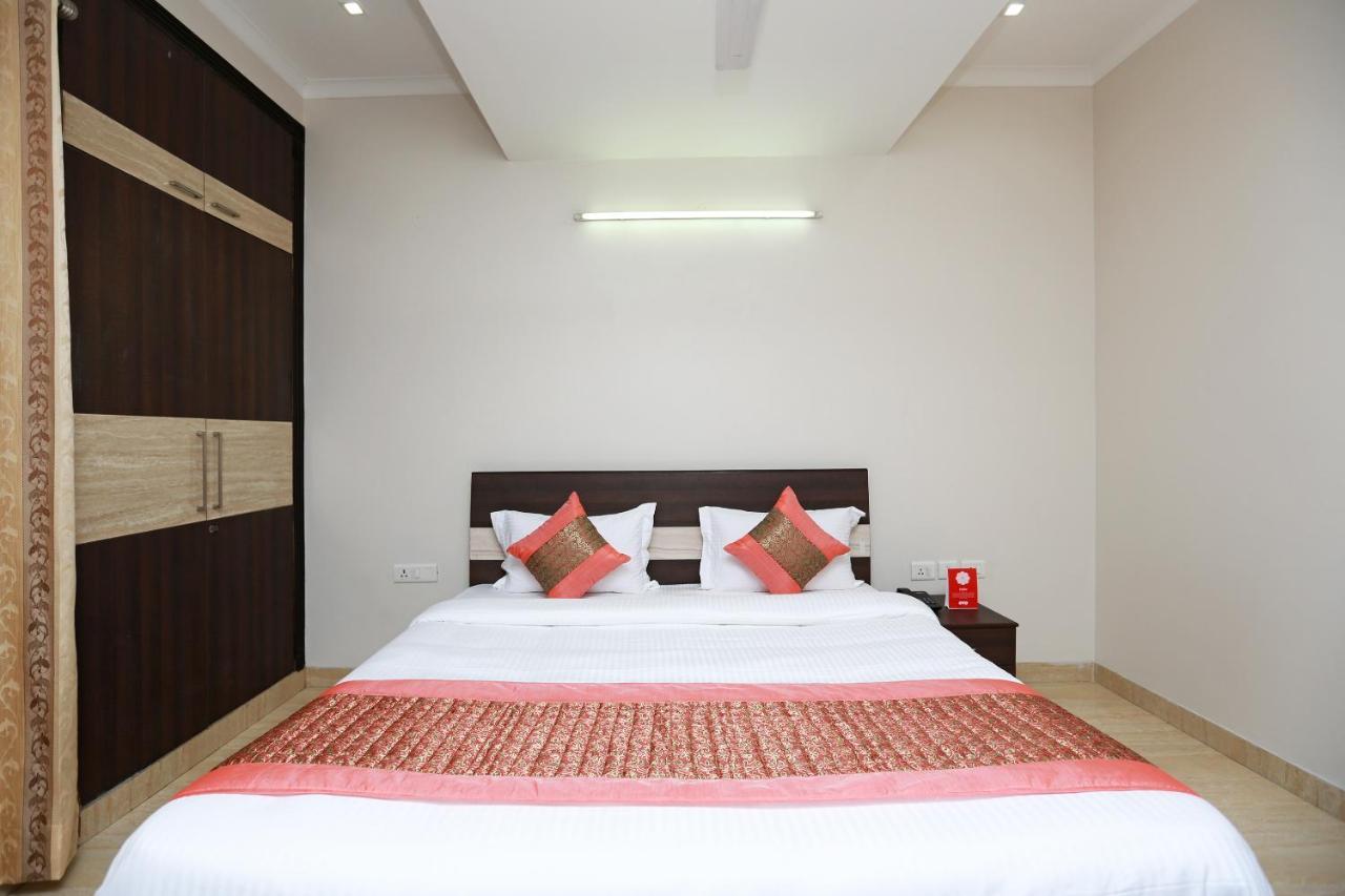 Oyo 11911 Go Rooms Gurgaon Exterior photo